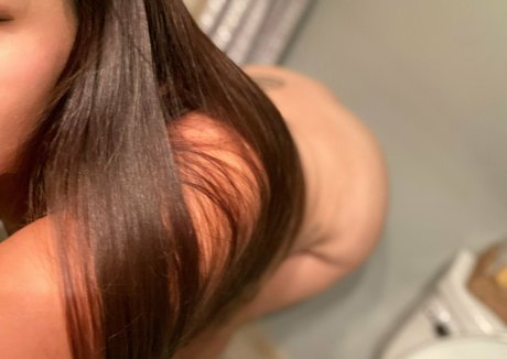 Hanna Lake star high quality pic