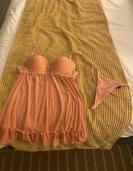 irresistible ivy model free img