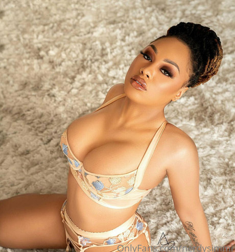 chubby mom onlyfans hot nude pictures