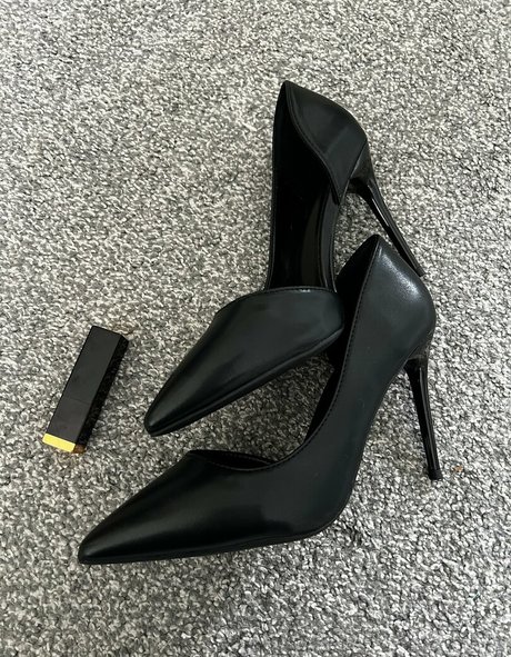 tomokorenfree nudes actress images