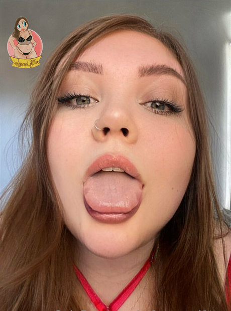 pr1ncessgl1tterfree star xxx image