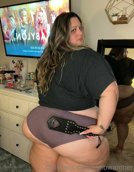 ssbbwamber hot model archive
