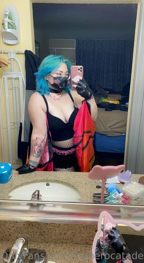 myherocatademiafree model high quality images