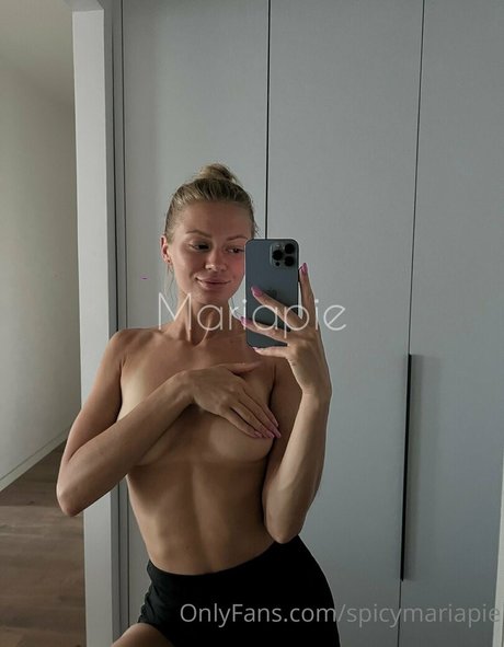 spicymariapie star hot picture