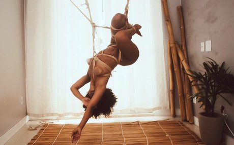 Rayanne Teles star naked pics