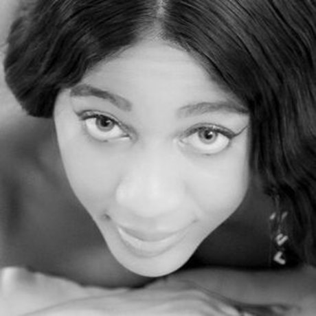 thekourtneemonroe star art pics