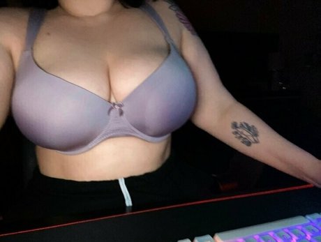 discontinued4now hot actress gallery