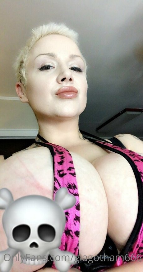 giagotham666 exclusive star img