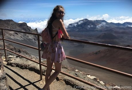 Elenakoshkaxoxo model pornographic pics