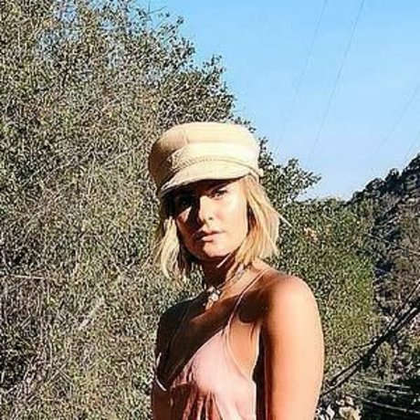 Scout Taylor Compton pornstar nice archive