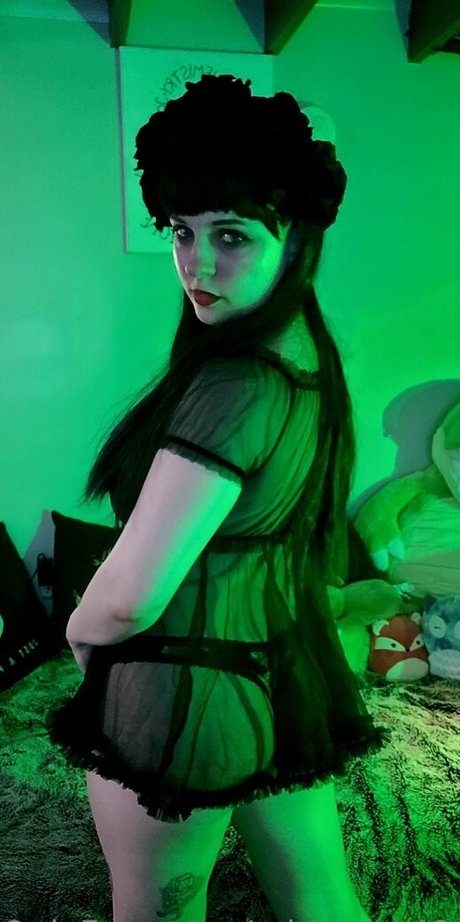 miramira420 nudes model photos