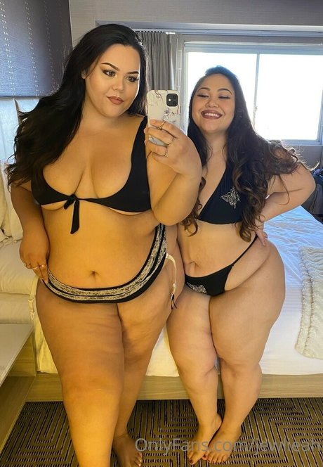 nerdy onlyfans exclusive pic