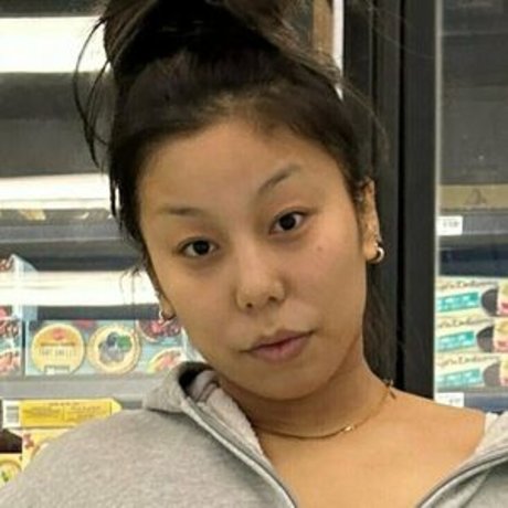 tinayama beautiful actress photo