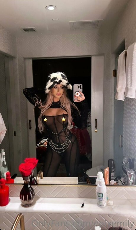 epixemily adult star archive