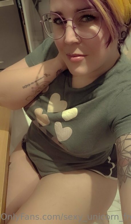 asian student onlyfans sexy image