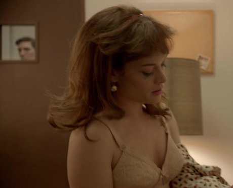 Jane Levy model sex picture