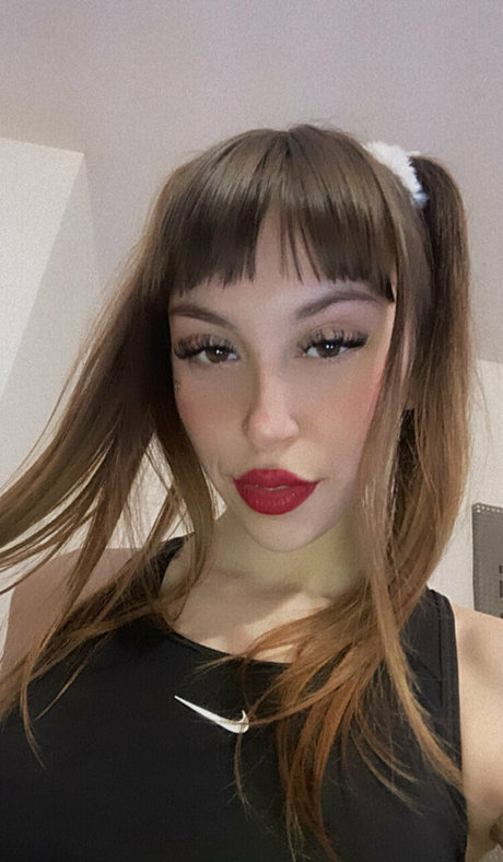 sweetkiarita666 model erotic gallery