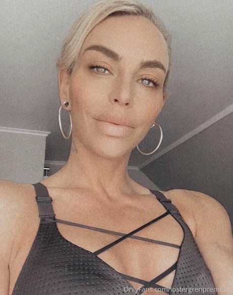 Ia Ostergren model nude img