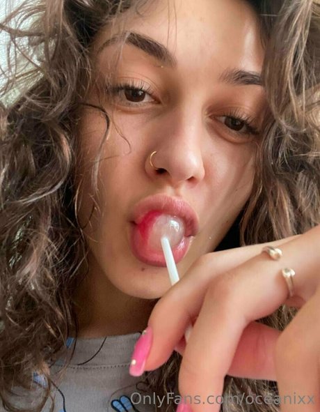 oceanixx nude star pictures