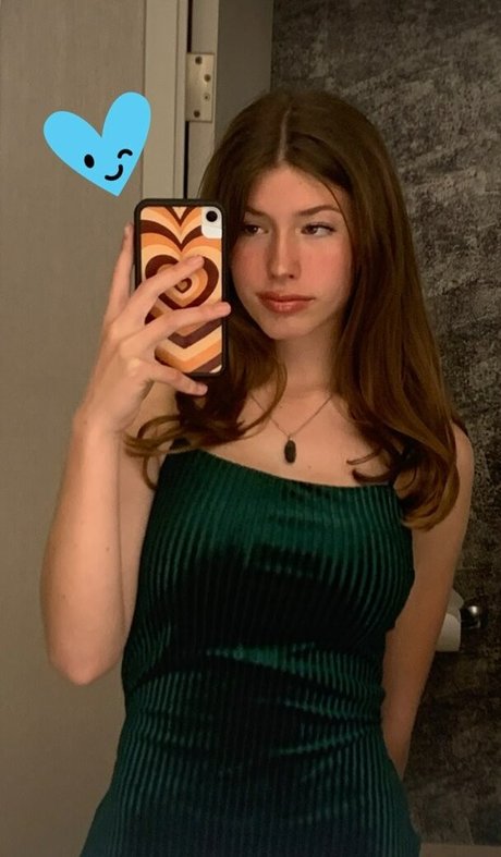 Angelina Grace star hd photos