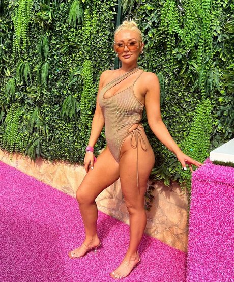 Kimberly Hart Simpson pornstar perfect images