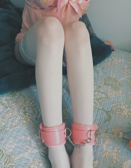 jezebellefree nudes actress pics