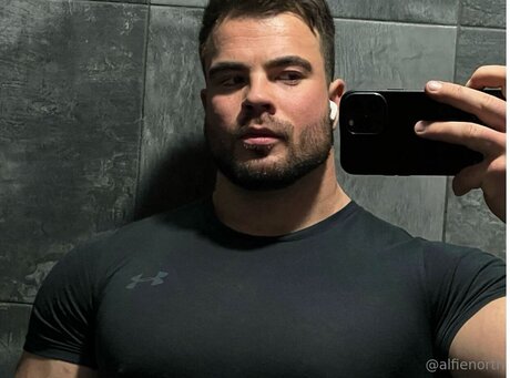 alfienorthfree high quality model pic