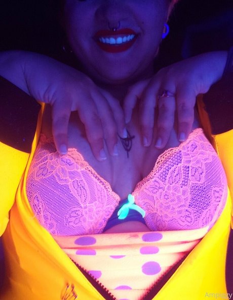 selfie nude onlyfans art porn galleries