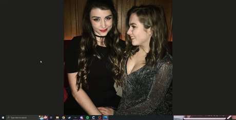 Wolfabelle naked model gallery