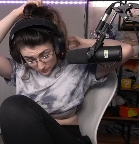 Wolfabelle model erotic pics