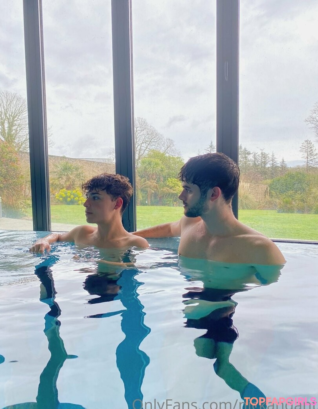 gloryhole wife onlyfans hot xxx images