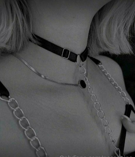 nessanina art actress gallery