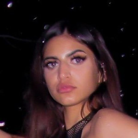 Hot Tottie top actress galleries