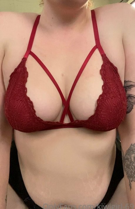 kiwigirl 69 nice pornstar pictures