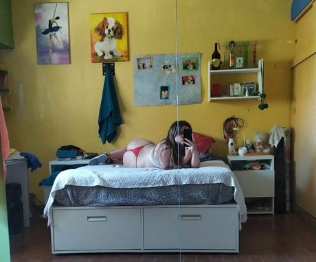 srtally erotic star img