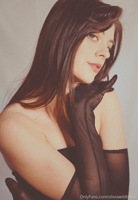 oliviawildinfree hot model images