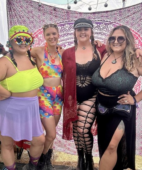 white pussy onlyfans free naked pictures