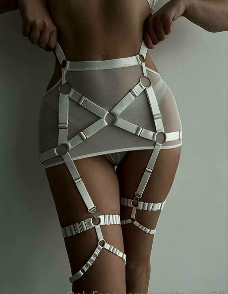 petite latina onlyfans sexy pictures