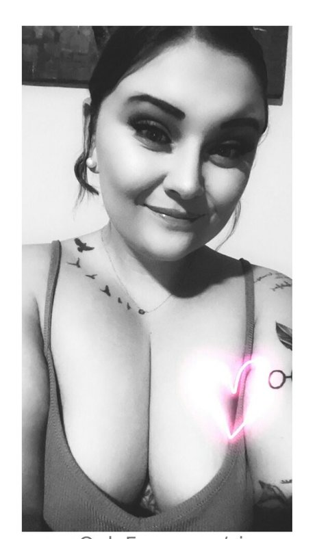 sjs xoxo pretty pornstar photos