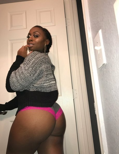 crossdresser onlyfans adult photos