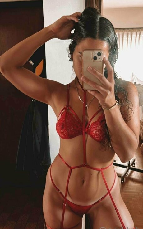 perlitah perfect pornstar img