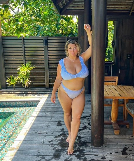 Travelling Hoppy star top photo