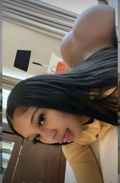 ohsoyoujade pornstar erotic picture