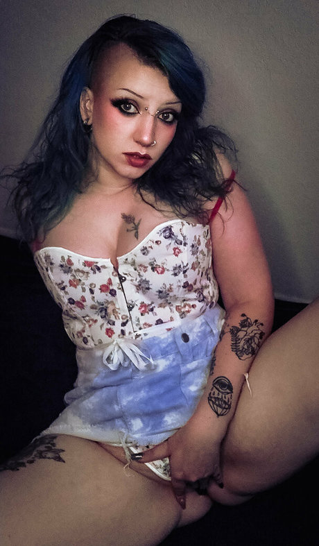 sarahsuccubusfreepreview erotic star galleries