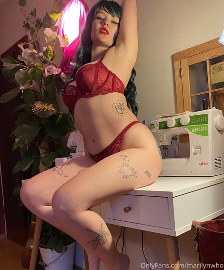 marilynwho model nudes archive