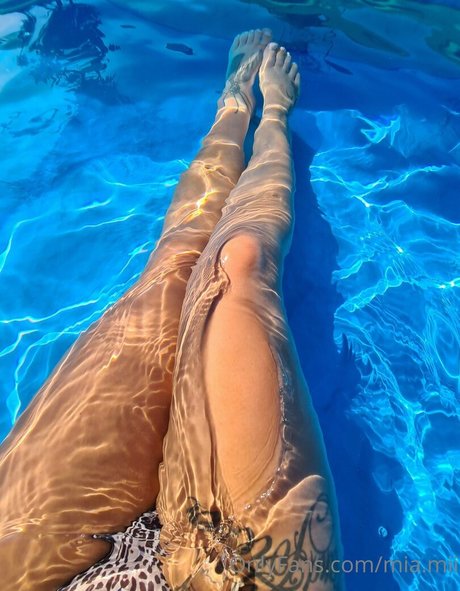 mia mii pornographic actress picture