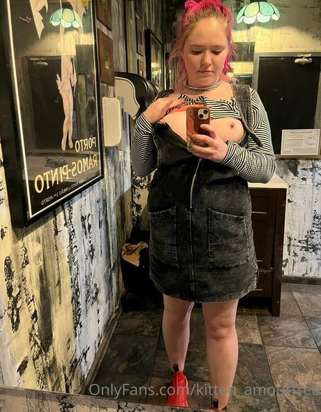 mature solo onlyfans beautiful naked images