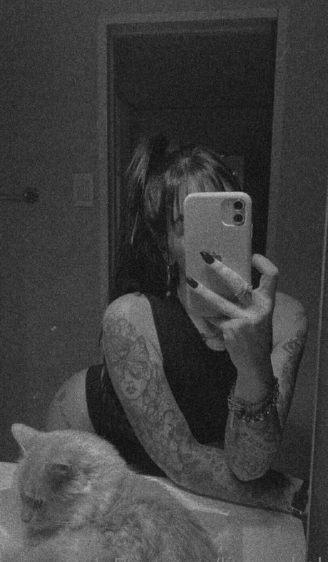 beluusbel model nudes galleries