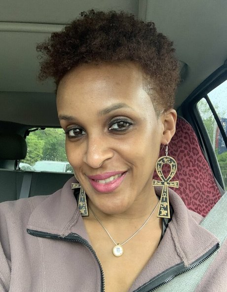 freephysique2u porn actress gallery