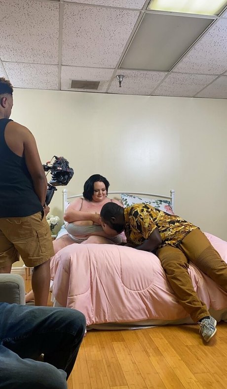 peytonthomasvip hd model photos